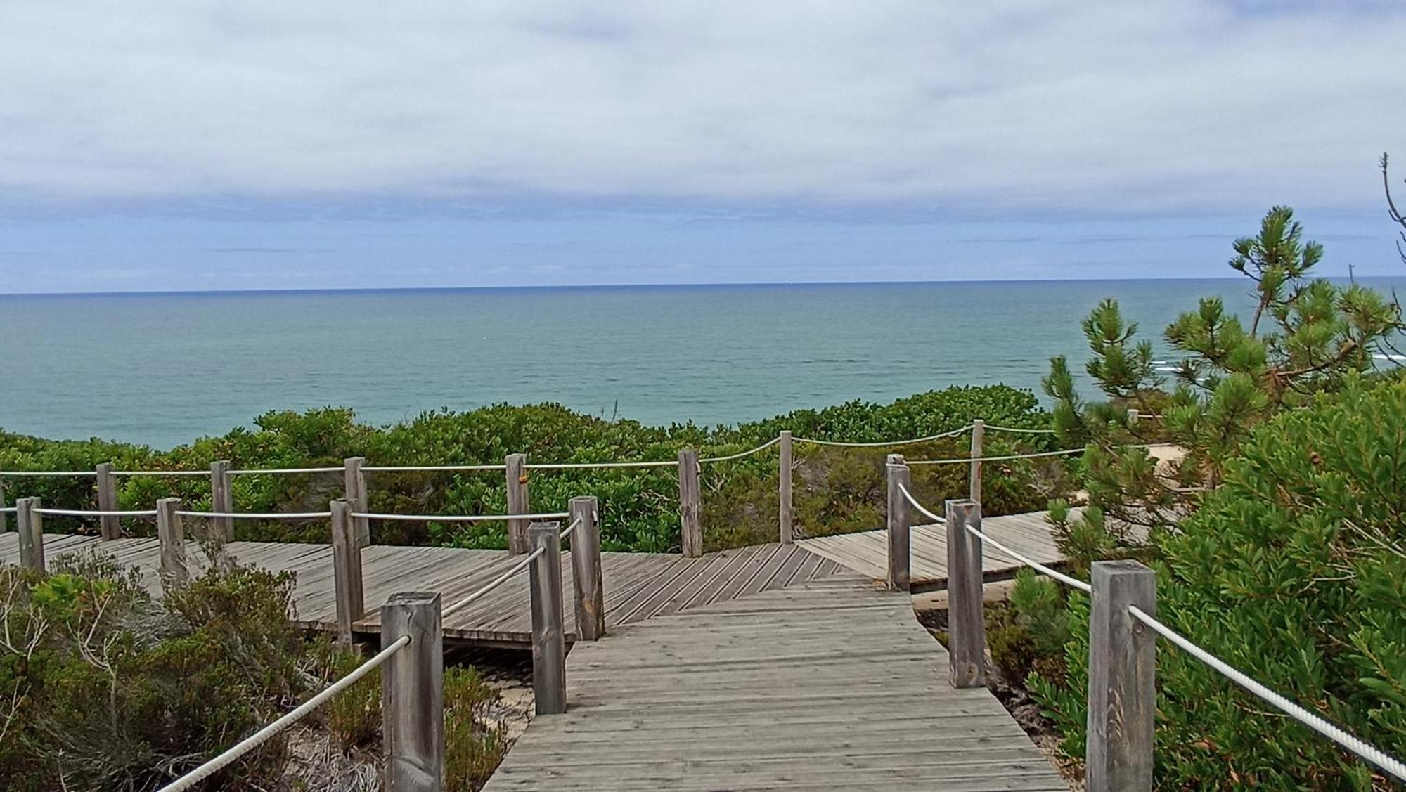 Tinyhouse Tilda - Near Famous Beaches Pataias Exterior photo